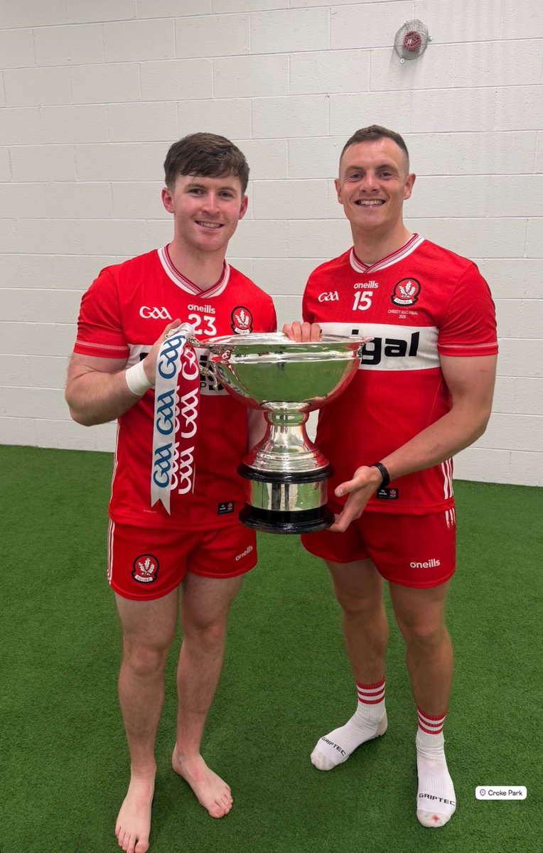 NaMaghaCLG's tweet photo. Doire Abú. Massive day for Derry hurling . Well Done Decky and Michael https://t.co/jcmcuyiRBF