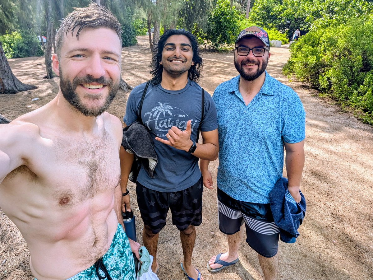 techdufus's tweet photo. First time ever surfing 🌊 

I needed something to do waiting for my weekly token limits to reset. https://t.co/6hLzbfMAOE