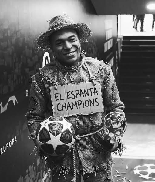 APLA_BC1's tweet photo. @realmadrid @PSG_inside https://t.co/6j17EeszJL