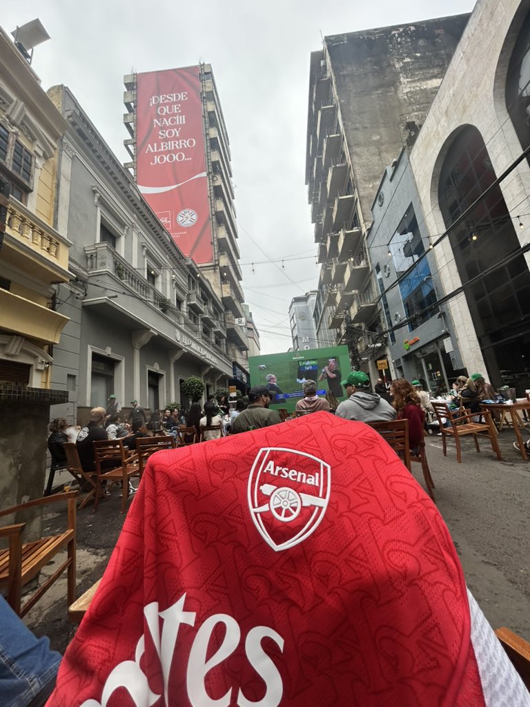 Jr_gimenez23's tweet photo. Una vez GUNNER, siempre GUNNER 🔴⚪️ https://t.co/rQQ9fGrw7z