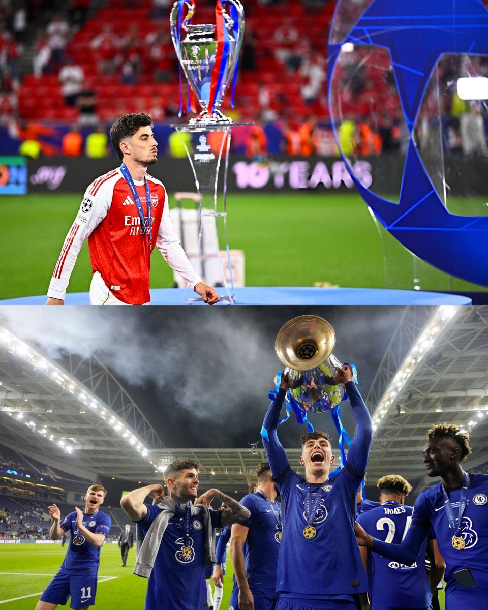 RM3718's tweet photo. One lifted it. One looked at it. 🏆🔵 https://t.co/OPLJRoZ0aa