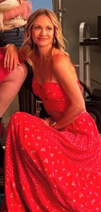 jcreaus's tweet photo. we’ve been so well fed today i can’t believe it https://t.co/AFdz4an0WM