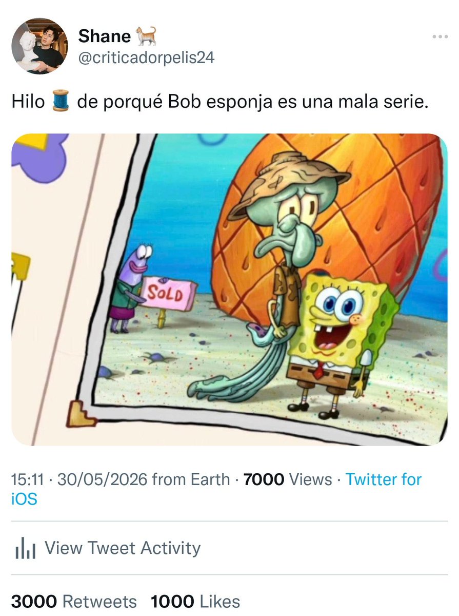 Spider______npc's tweet photo. #AUHollanov | El hater número uno 

Shane tiene una cuenta donde critica películas, libros o música. Siempre hay un usuario que comenta para llevarle la contraria.
Llevan dos años discutiendo.

Un día descubren que:
-Van a la misma escuela.
-Son vecinos.
-Jamás se habían visto. https://t.co/sMBaL26yuo