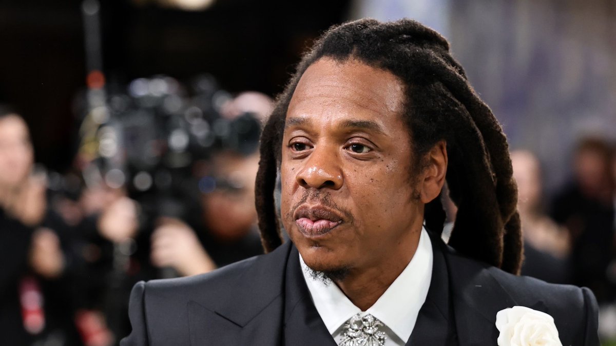 Complex Music tweet media