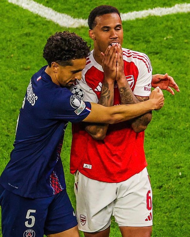 BeritaArsenal's tweet photo. Respect 👏❤️ https://t.co/ijGbOmJqTW