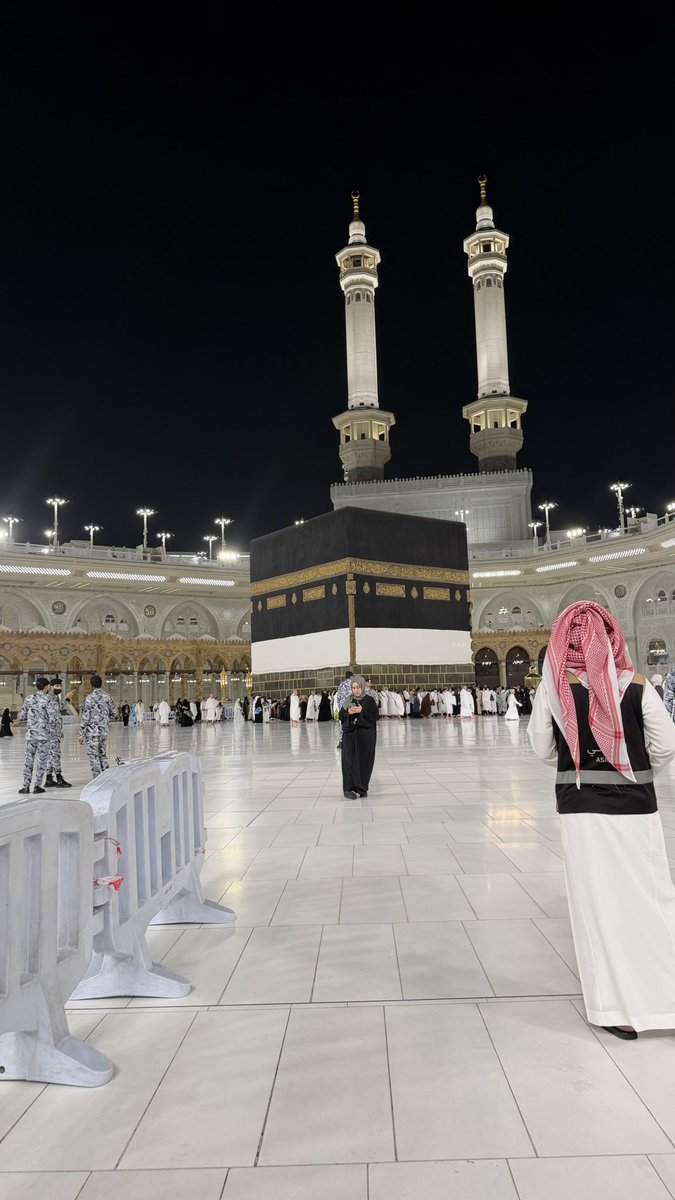 _JAlis4Q's tweet photo. انتهت تغطية موسم حج ١٤٤٧هـ 🕋

تجربة أولى أفخر بها، عشت خلالها تفاصيل العمل الميداني بكل ما فيها من جهد وتحديات وساعات عمل طويلة وتجارب جديدة تعلمت منها الكثير ..

الحمد لله على التوفيق والتمام، فخورة بنقل جانب من جهود وطننا العظيم لخدمة ضيوف الرحمن 🇸🇦 

#موسم_الحج 
#حج_1447هـ https://t.co/sQN7XYMw8v