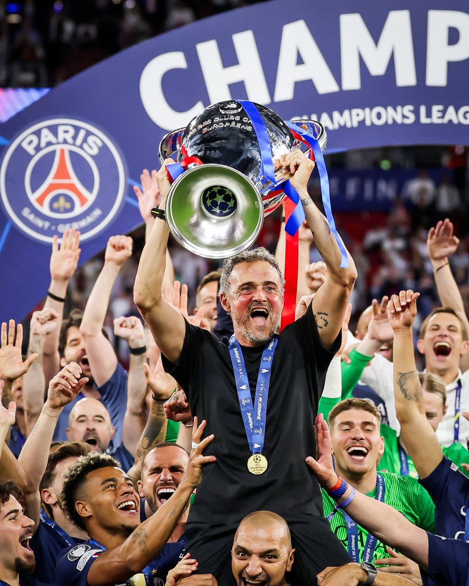 brfootball's tweet photo. BACK-TO-BACK 🎉 https://t.co/aLDSEpE55A