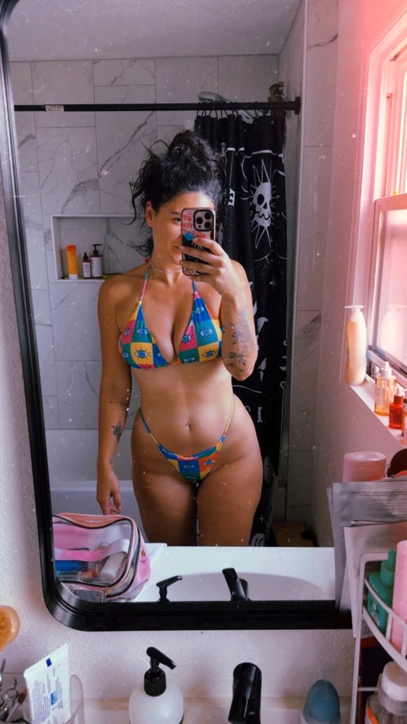 Goddess Lexi tweet media