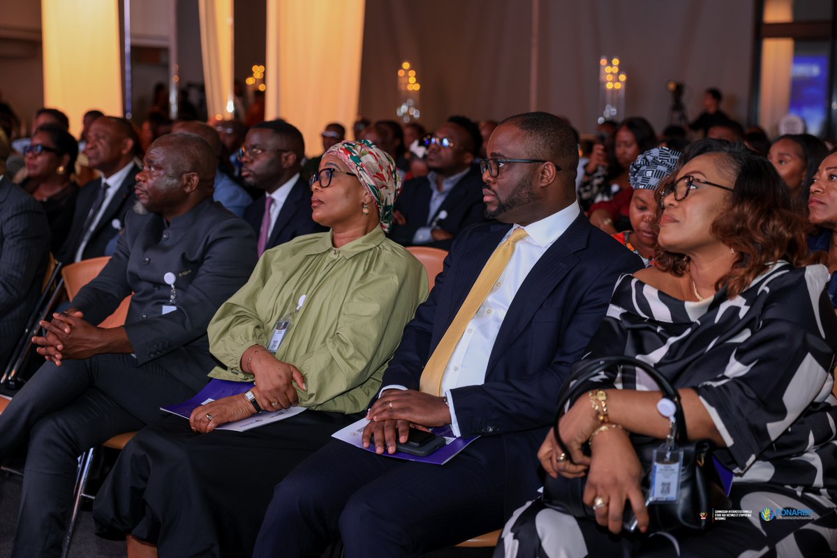 cia_varRDC's tweet photo. 🇨🇩 × 🇫🇷| « La Traversée de la connaissance à la reconnaissance internationale des génocides commis en RDC ».

Ce vendredi, à Paris, s'est tenue « La Traversée de la connaissance à la reconnaissance internationale des génocides commis en RDC ».

Cette conférence a réuni chercheurs, avocats, scientifiques, journalistes et acteurs engagés. 
Les enjeux de ces échanges : sensibiliser l'opinion publique et alerter sur les massacres commis en République démocratique du Congo.

✍🏾 Signez la pétition pour que les crimes commis en RDC soient reconnus et que les victimes obtiennent la considération qu'elles méritent.              
 Lien de la Pétition 👉🏿 : https://t.co/Wr5REyDTlS                                                                                                                                                  

CC 
@Presidence_RDC   @FonarevRDC   @cia_varRDC @fkakese 

#NePasOublier#NeJamaisRépéter#CommencerÀGuérir