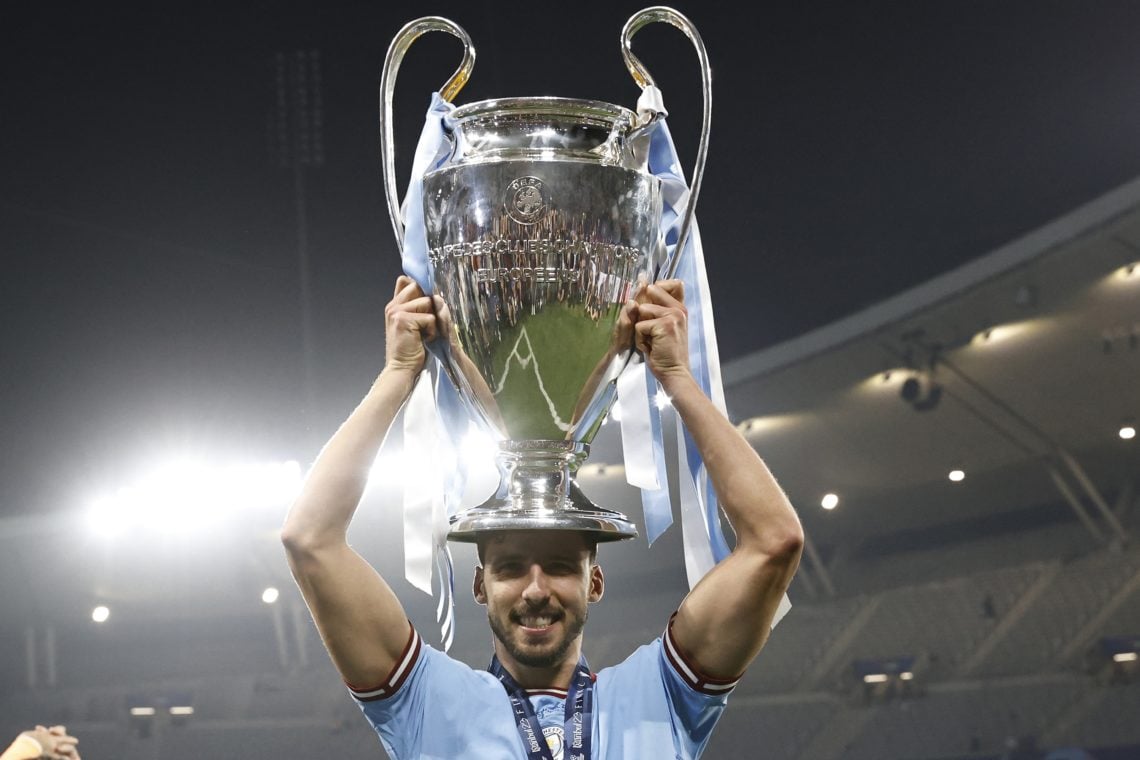BlaqWit_MCFC's tweet photo. Dias at 21.                                 Gabriel at 28 https://t.co/9ebFkvxlyA
