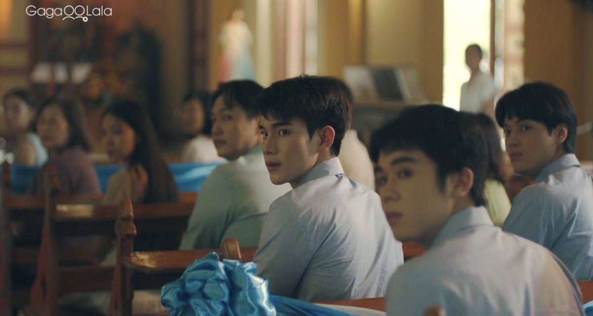 kittynaniez's tweet photo. not a single word spoken in this scene and yet i know exactly what is going on inside of barth’s head, i can feel it through the screen https://t.co/1DOZ1BUMi2