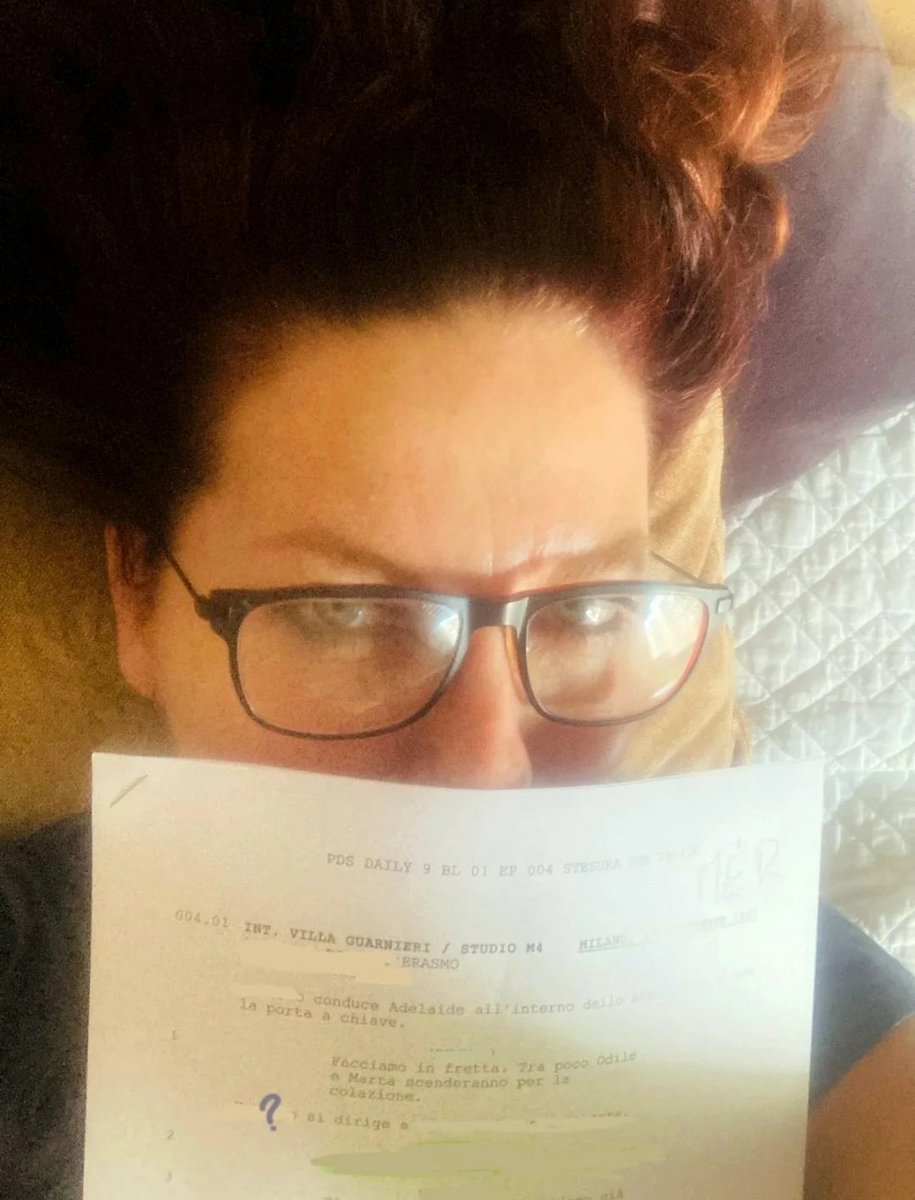 VaneGravina's tweet photo. 🎬 Paradiso Daily 9 📖 Work in progress ...
"Sei proprio sicuro di volerlo fare?" 
A chi si sta rivolgendo Adelaide? E a cosa si riferisce? 
Mistery... 
Qui si continua a studiare per voi... 
Baci grandi e buona continuazione a tutti! 
V. 
#IlParadisoDelleSignore #VanessaGravina https://t.co/3tXcVDKqLj