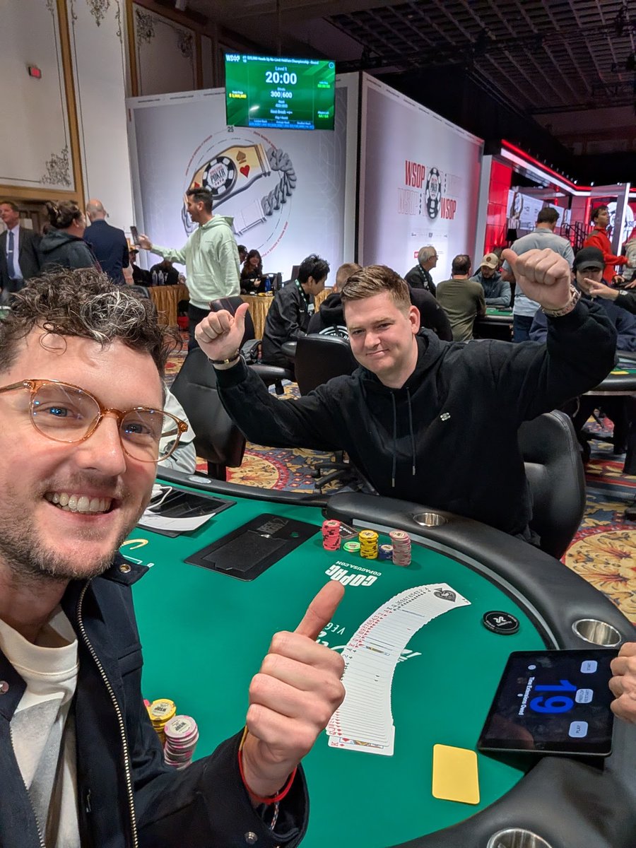 martomchat's tweet photo. What are the odds? 🤯

I’m playing @Aertspx, the only other Belgian in the field, at the @WSOP $25,000 Heads-Up Championship today.

Belgium is guaranteed a win today! 🇧🇪 https://t.co/RzqAPai72E