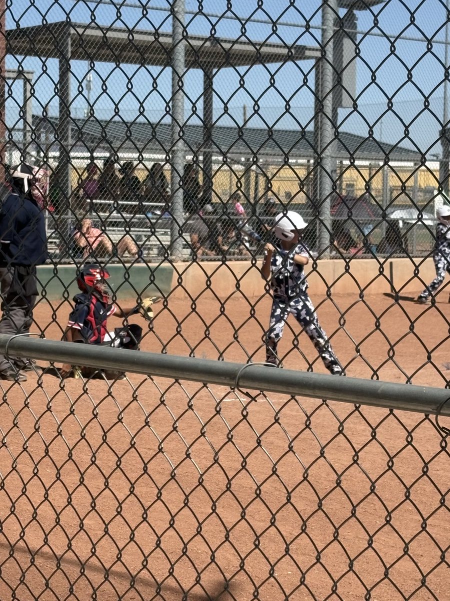 bmcamposano_BES's tweet photo. I will always keep my word. ☺️
Spent the morning surprising my boys at their baseball game, and their expressions made my day! Showing up definitely matters.🥹⚾️💗
The boys did amazing, and this proud teacher couldn't be happier! ⚾️🥹 https://t.co/B8ZUArH41D