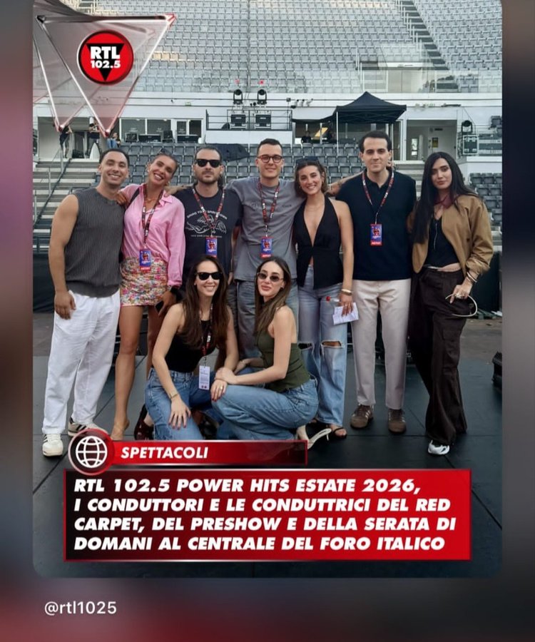 payiu's tweet photo. Che belli tutti schierati, pronti per domani 😍
In bocca al lupo a Edo e a tutta la squadra 💪🏻❤️🍀
#drojette https://t.co/oVIJrgPwkr