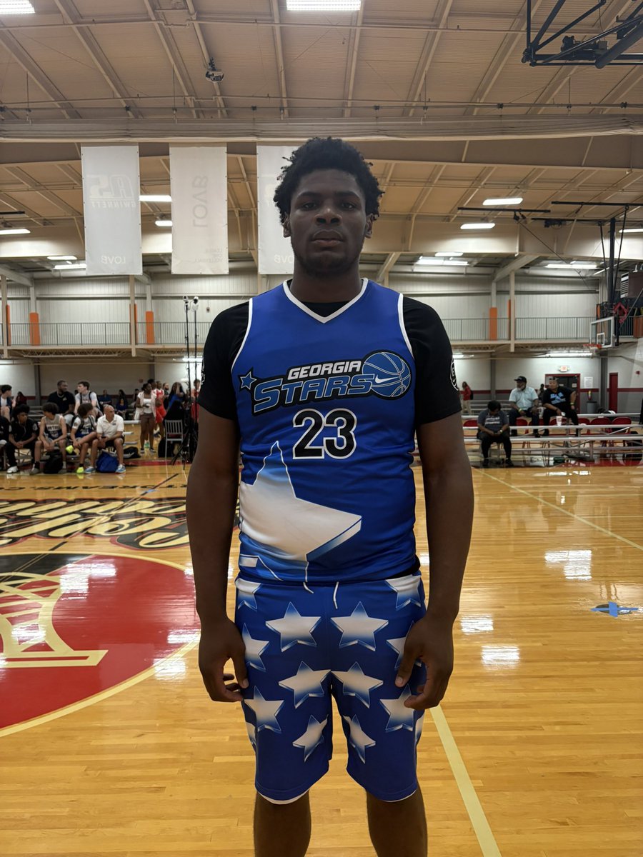 hoopseen's tweet photo. Xavien Littleton (@Littletonx37) continues to make his presence felt in the paint. The 2029 big man was a force around the basket, using his strength and aggressiveness to control the interior. Littleton rebounds at a high level, runs the floor well for his size, and commands attention whenever he touches the ball on the block. Finished with 20 points in a win over 30 Elite.