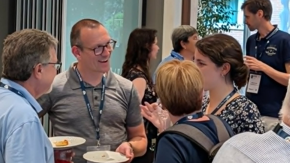 IPFDogs's tweet photo. This evening’s welcome reception in Bologna included poster presentations, delicious Italian food and drink, and wall-to-wall smiles (and a couple of wagging tails, too!). https://t.co/ggHVckbqVr #6thIDHW #doghealth #dogbreeding #dogbreeds #kennelclubs #breedclubs #veterinary https://t.co/oSrWHIPnni