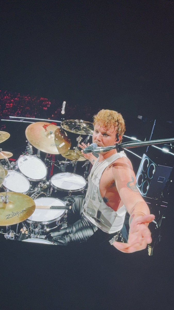 ⊹ ࣪ . 𝓒as || Shady piss irwin facts tweet media