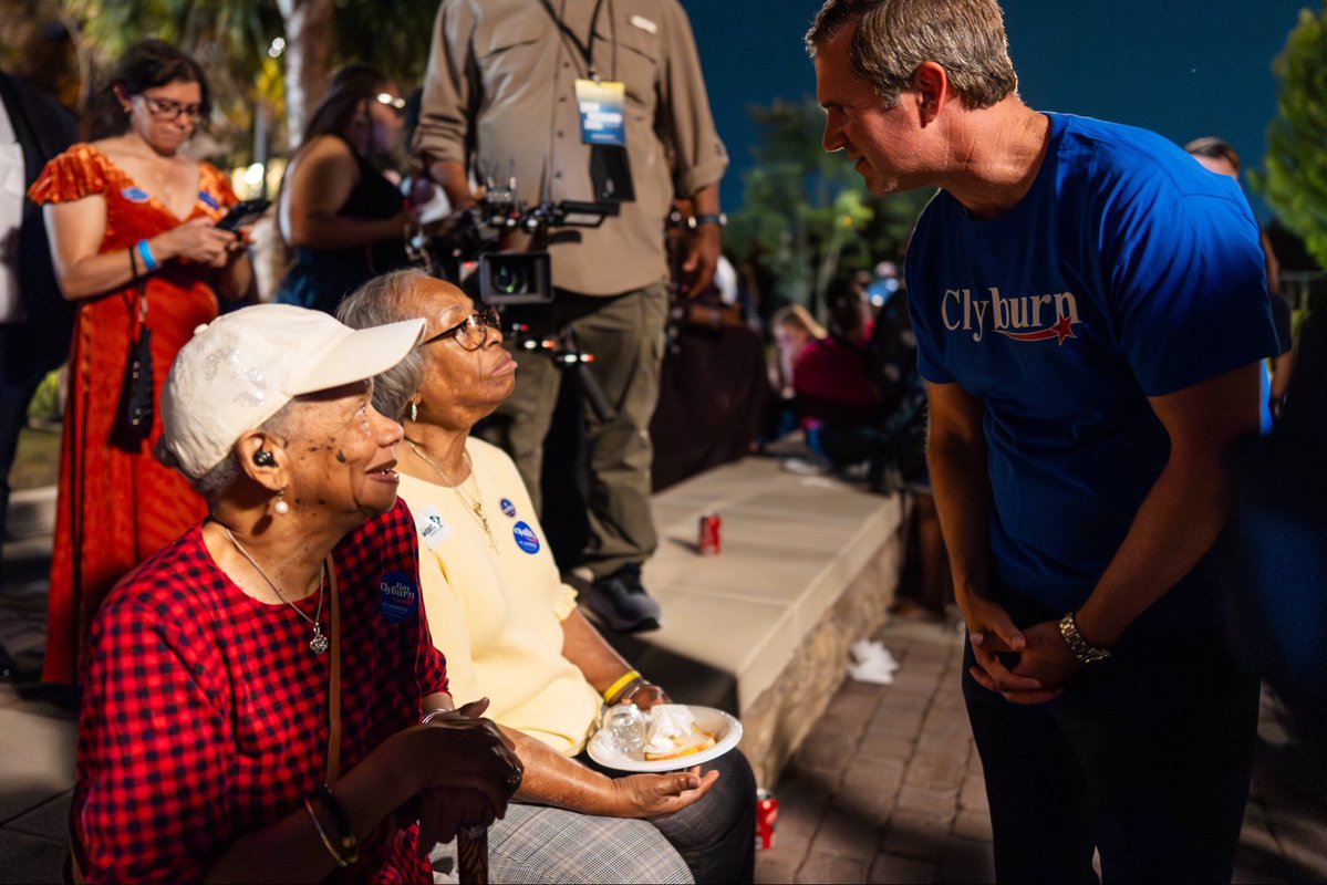 AndyBeshearKY's tweet photo. Let me tell y’all, there was no bigger celebration than @RepJamesClyburn’s World Famous Fish Fry in Columbia, South Carolina last night. The Palmetto State showed us what’s possible this week, and we’re taking that energy with us to November. https://t.co/AazIcLihJ6