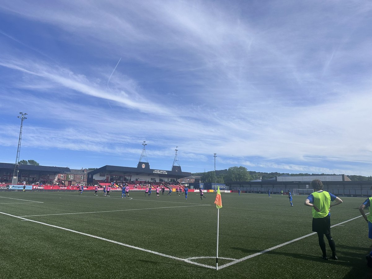 stathopper21's tweet photo. Game 154 of 25/26
Ground 670
I would have said that this is my last game of the season but as @FutbologyApp counts June as this season I might have some more. This was my only option today at @hydeunited for the @THEMCRFL Gylchrist Cup Final. #groundhop #groundhopping https://t.co/cgUGEST2yn