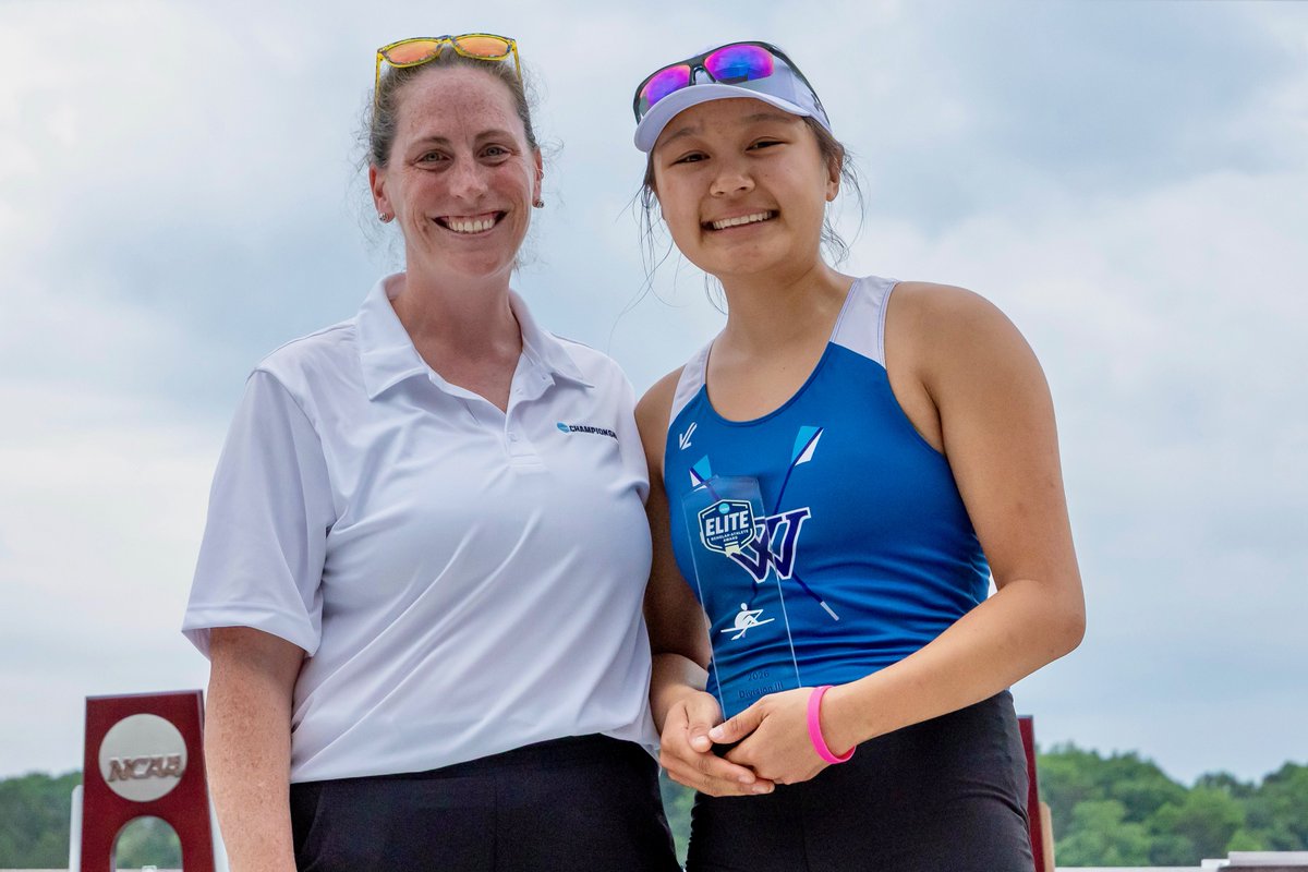 NEWMACsports's tweet photo. ELITE SCHOLAR-ATHLETE 🚣‍♀️📚

@WellesleyBlue physics major Rachel Hu is the recipient of the NCAA Elite Scholar-Athlete award for the 2026 NCAA Division III Rowing Championship!

#GoNEWMAC // #WhyD3 https://t.co/SOm2wnbpOh
