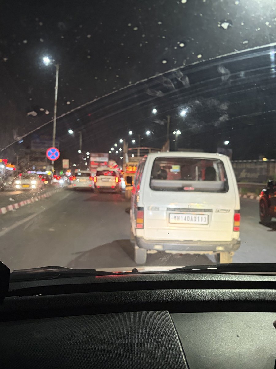 ankushgorde's tweet photo. Heavy congestion at Navale Bridge , please look https://t.co/4svCj5vd7n
