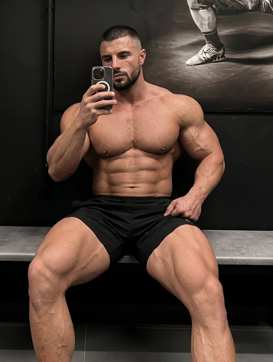 your favorite gymbro Craig tweet media