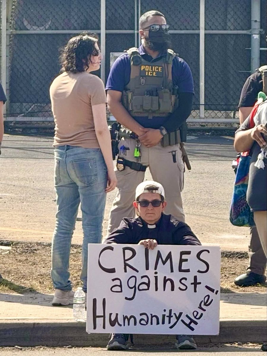 Lakota Man tweet media
