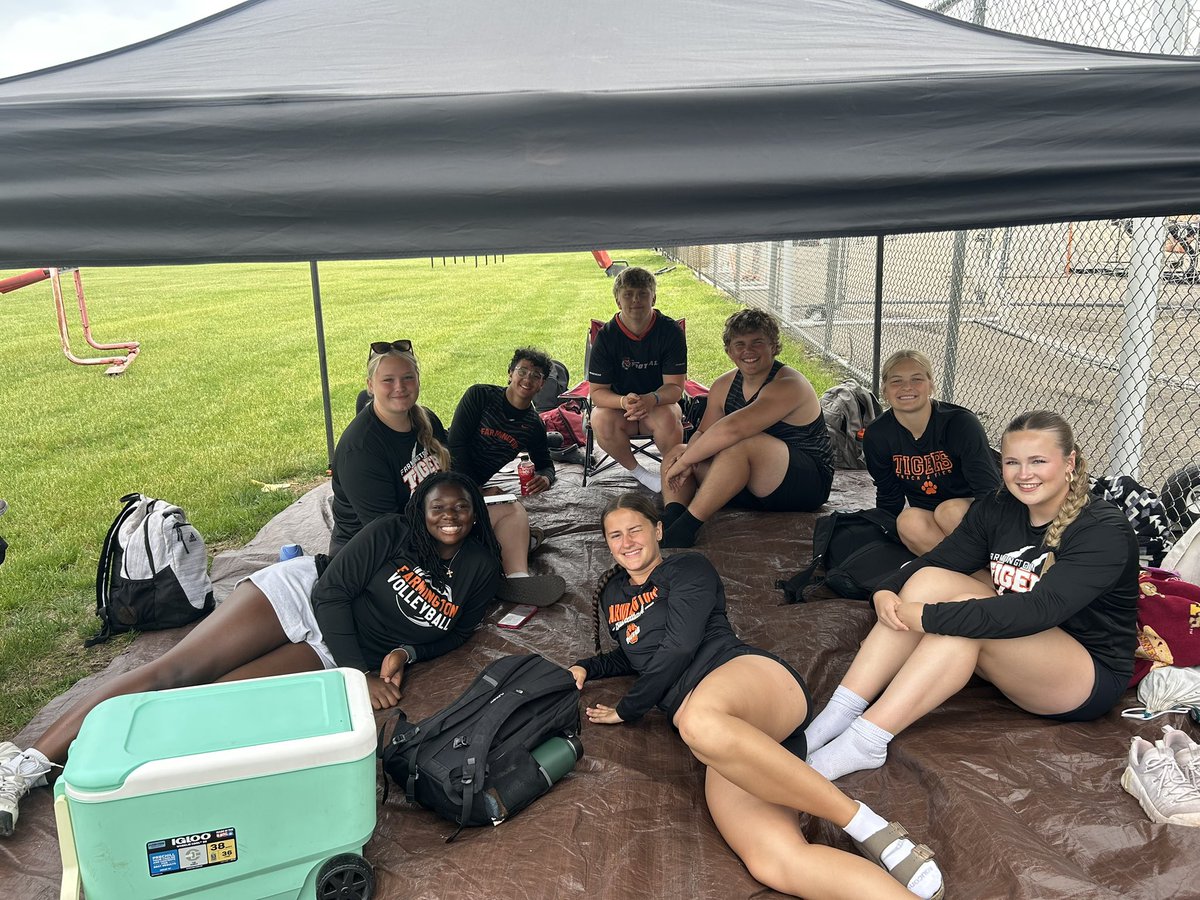 _FHSTRACKFIELD's tweet photo. The calm before the storm. Our throwers are ready. https://t.co/nQBwmWDqCy
