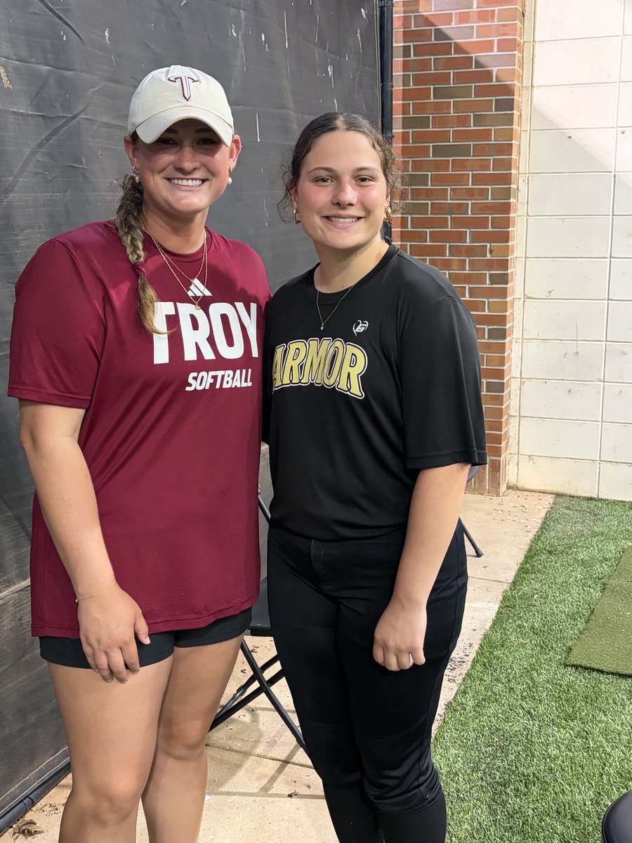 HadiMae2028's tweet photo. I had a great time again at Troy this past Monday. I worked consistently on my grip strength since the last time I came, and my RPM went up significantly. Thank you Troy for putting on an amazing camp! @TroyTrojansSB @e_newellcoach @ArmorEliteCSL16 https://t.co/hkaQSkydbo