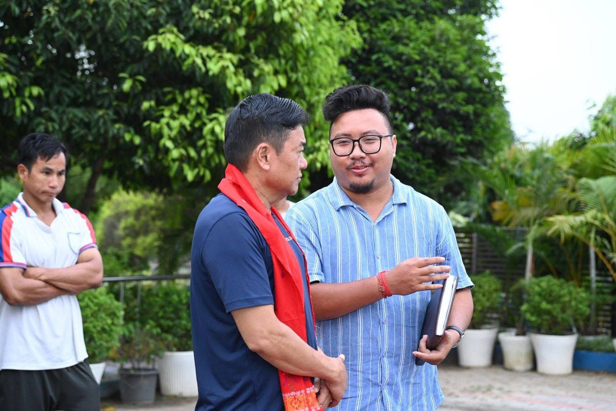 Bsarpinpo's tweet photo. Met with our Hon’ble CEM KAAC, Tuliram Ronghang, and an MLA today to discuss my grievances. Thankful for the opportunity to present my concerns and hopeful for a positive outcome. 🙏🏻 #Hope #Gratitude #PositiveOutcome
@TuliramRonghang @himantabiswa @Amarsingejangpo @BJP4Assam https://t.co/vuygYwGKnP