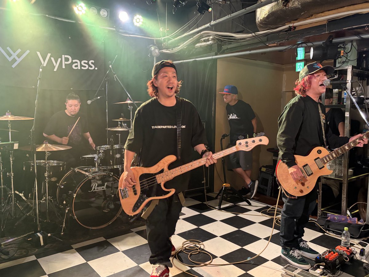 11maruokiku039y's tweet photo. WFS🎸🥁ずっと待ちに待ってた北海道ライブ🔥🤩とても熱気凄くて盛り上がった💃🙌お初の人も久しぶりの方々も皆んなでenjoy🎶楽しかったです🥳
キャシーさんの🎹また聴けて最高🥰
楽しい夜をありがとうございました😊
#waitforsunlight
#sunlightrecords https://t.co/BK0Gx1rwKU