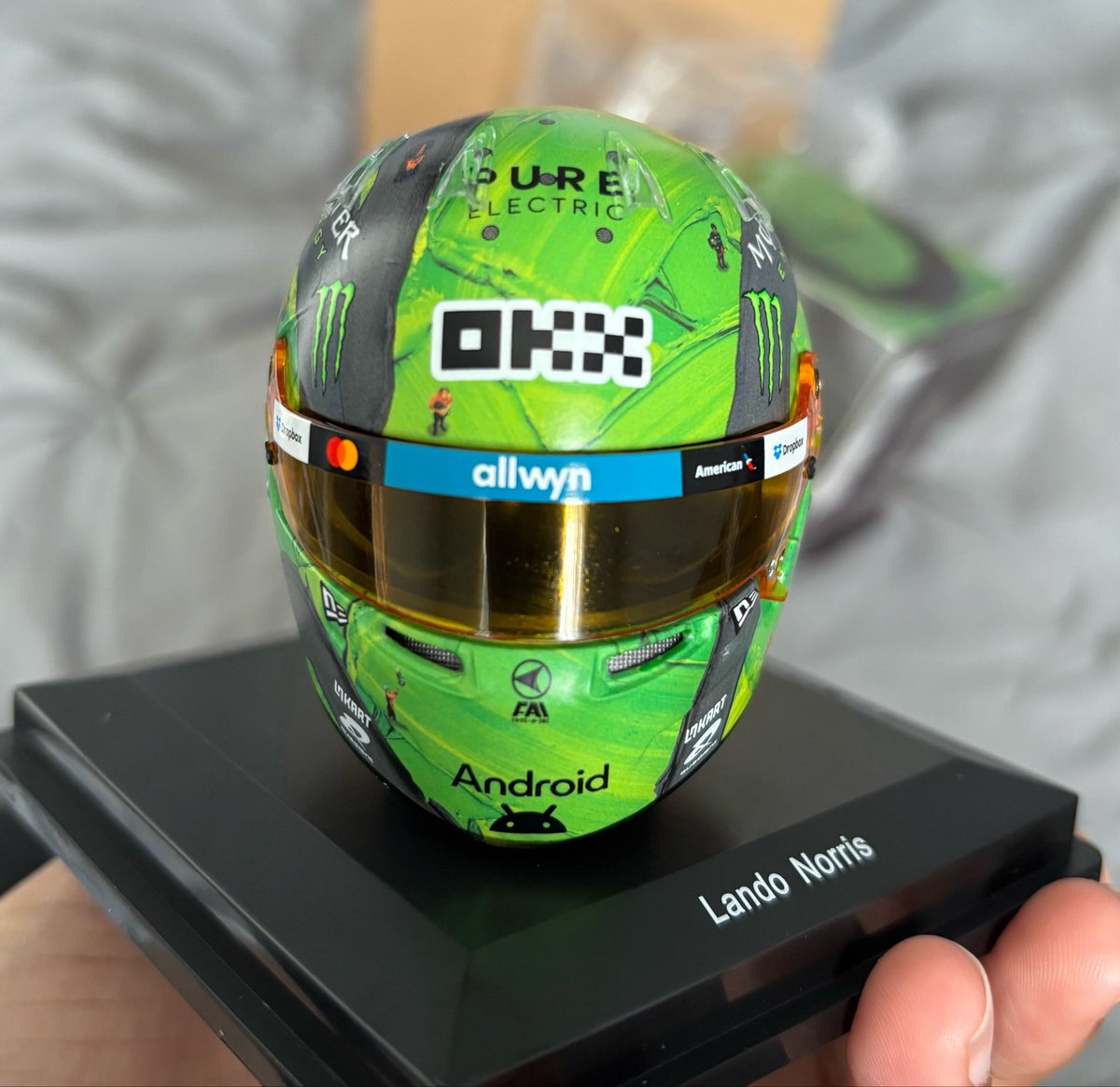 lnfourss's tweet photo. MY LANDO 150 RACES MINI HELMET FINALLY CAME!!!!!! SO CUTE https://t.co/1lMXcozgcT