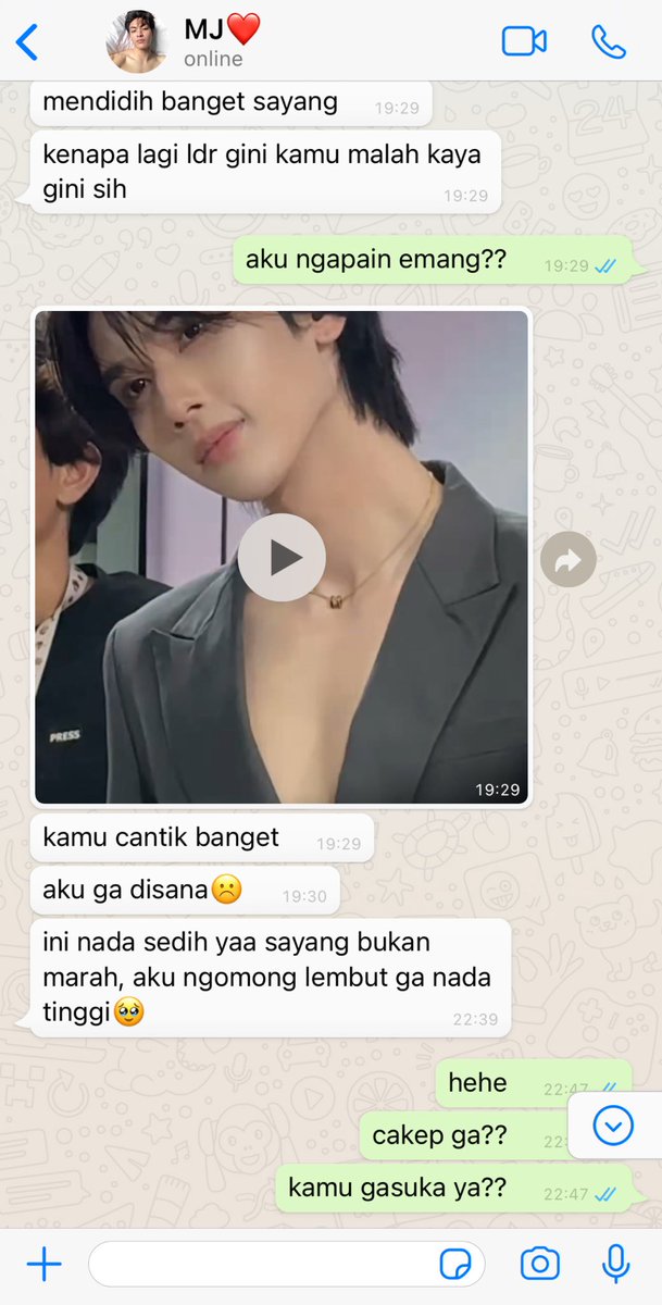 nataaaluvv's tweet photo. Joongdunk oneshoot au.
; every cantik bf need a brondong tantrum bf https://t.co/TzdvC9xhmZ