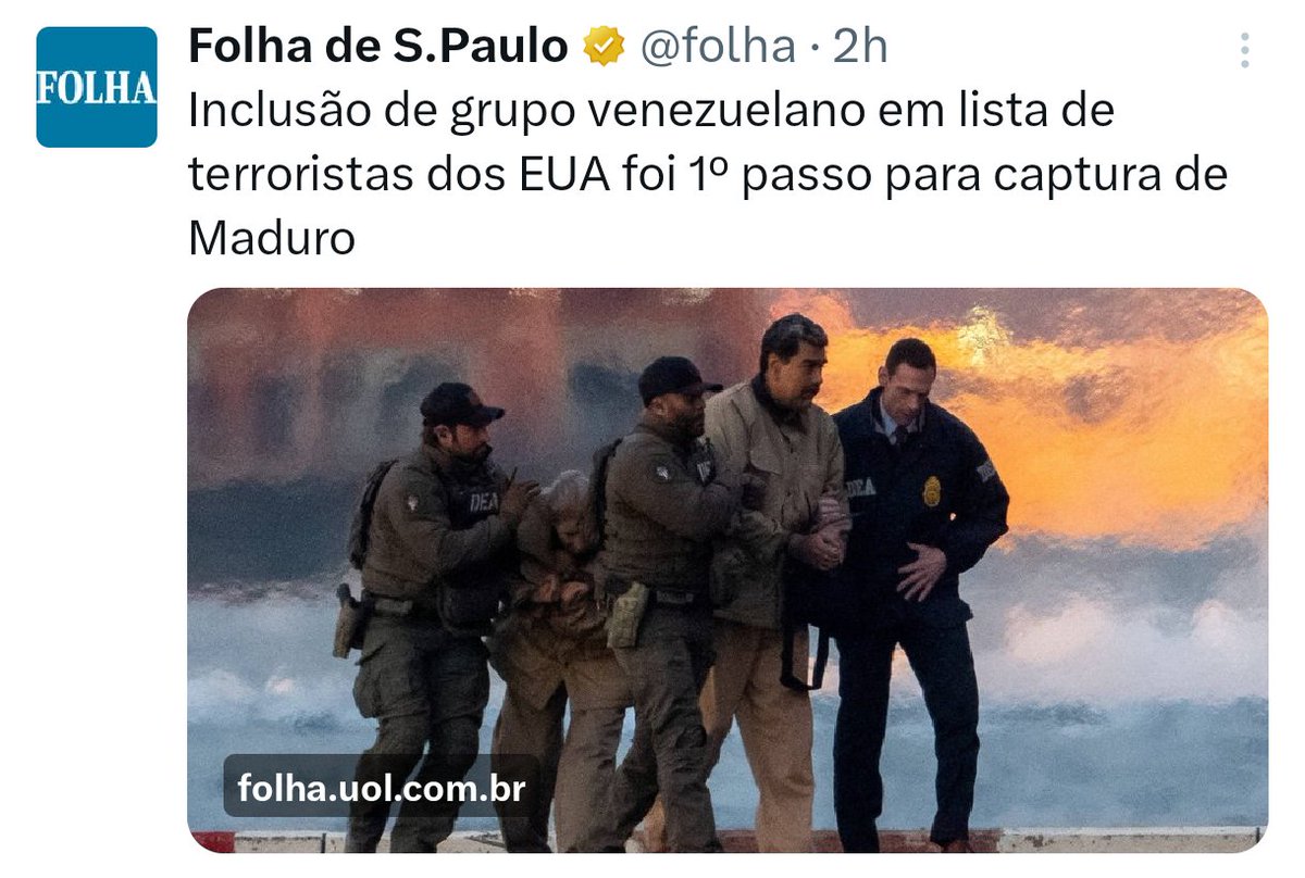 LatuffCartoons's tweet photo. A Folha cantando a pedra. https://t.co/taVR6C5okb
