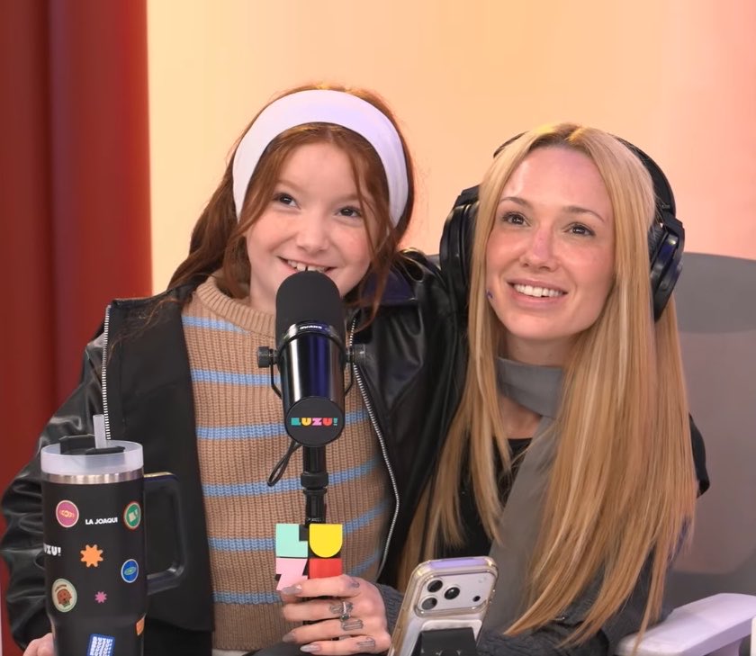 blowurmind96's tweet photo. por favor que hermosuraaaaa esta niña @medicenlajoaqui 🥹🧡🧡🧡 #sabadodeplp https://t.co/P3uon5KOCb