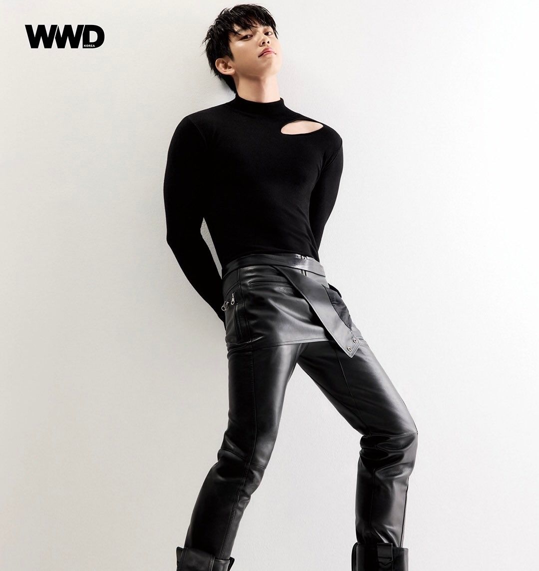 Pop7base's tweet photo. GOT7’s Park Jinyoung looks hot in newly released photos from WWD Korea’s June 2026 issue. https://t.co/l4GQklOKWb