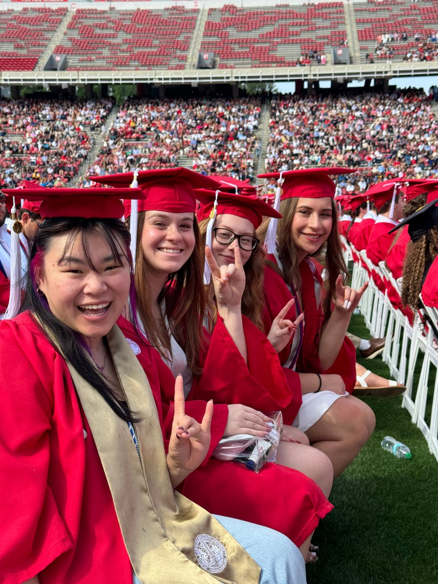 NCStateSciences's tweet photo. Still thinking about commencement weekend β€οΈπ #NCState26 https://t.co/QFgfayZplB