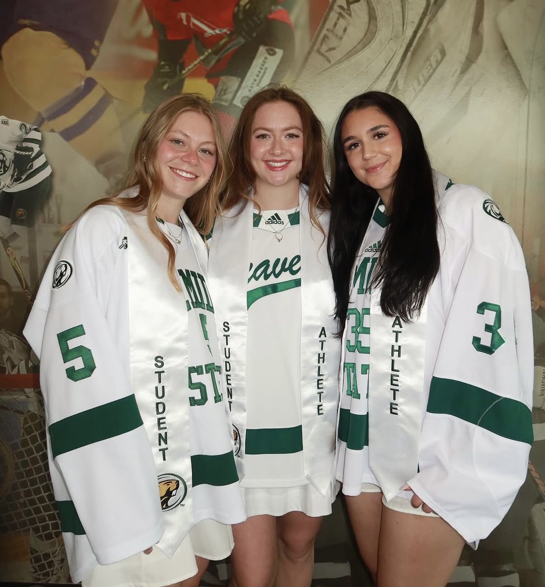 WCHA_WHockey's tweet photo. Proud of all our WCHA Grads 🎓🏒👏

Pt 2️⃣ https://t.co/kpb57snlqG