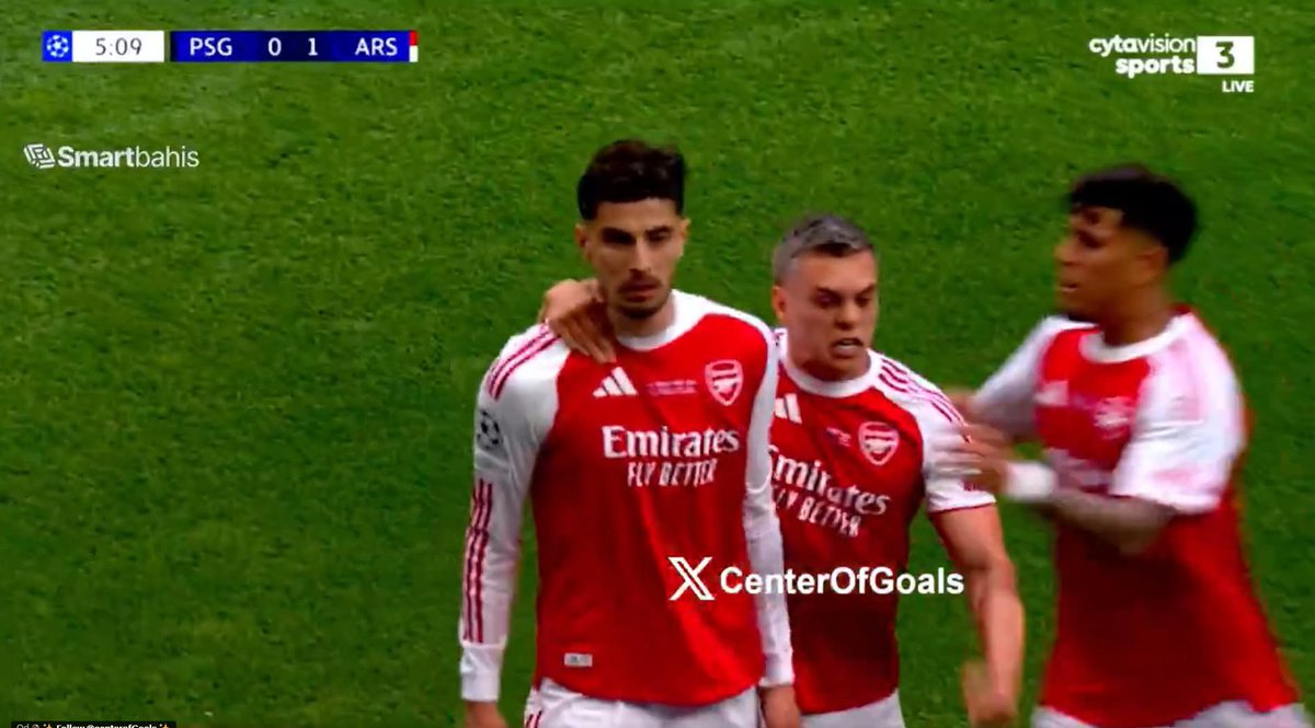 Arsenalnewschan's tweet photo. 🚨 BIG GAME PLAYER 🚨 Kai Havertz 🇩🇪 gets #Arsenal off to the perfect start as he puts the Gunners 1-0 up against PSG! 😍 https://t.co/bT8c4cgtIV