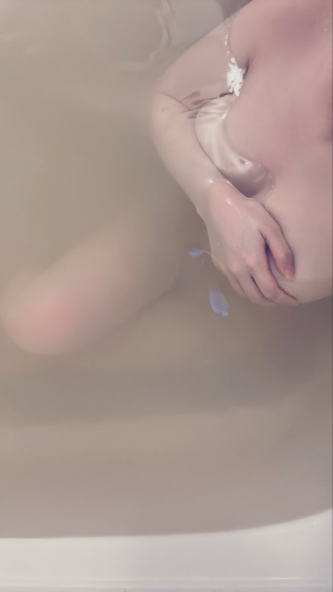 a__869's tweet photo. #裏アカ女子 
 #裏垢女子 
  #うらあか女子 https://t.co/KMzy4VO92A