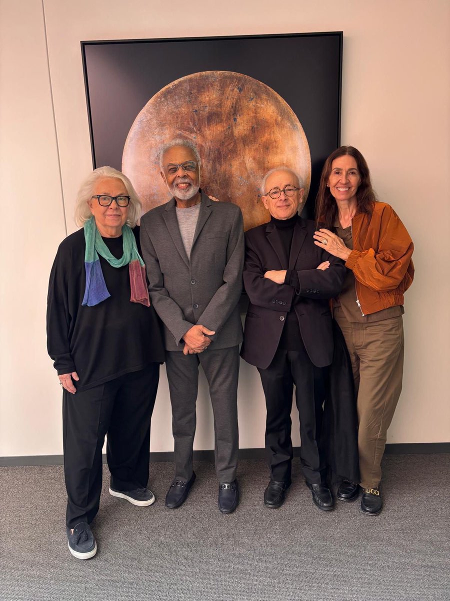 gilbertogil's tweet photo. Registros dos últimos dias na terra do Tio Sam 👈🏼 visitando da costa leste à costa oeste dos Estados Unidos. Estivemos no Departamento de Neurociência da Universidade Sul da Califórnia, onde encontramos nossos amigos  neurocientistas  Antonio Damásio e Hanna Damasio. Passeamos por LA e depois embarcamos direto para a outra ponta do país para ver Flor e continuarmos o trabalho por aqui 💙