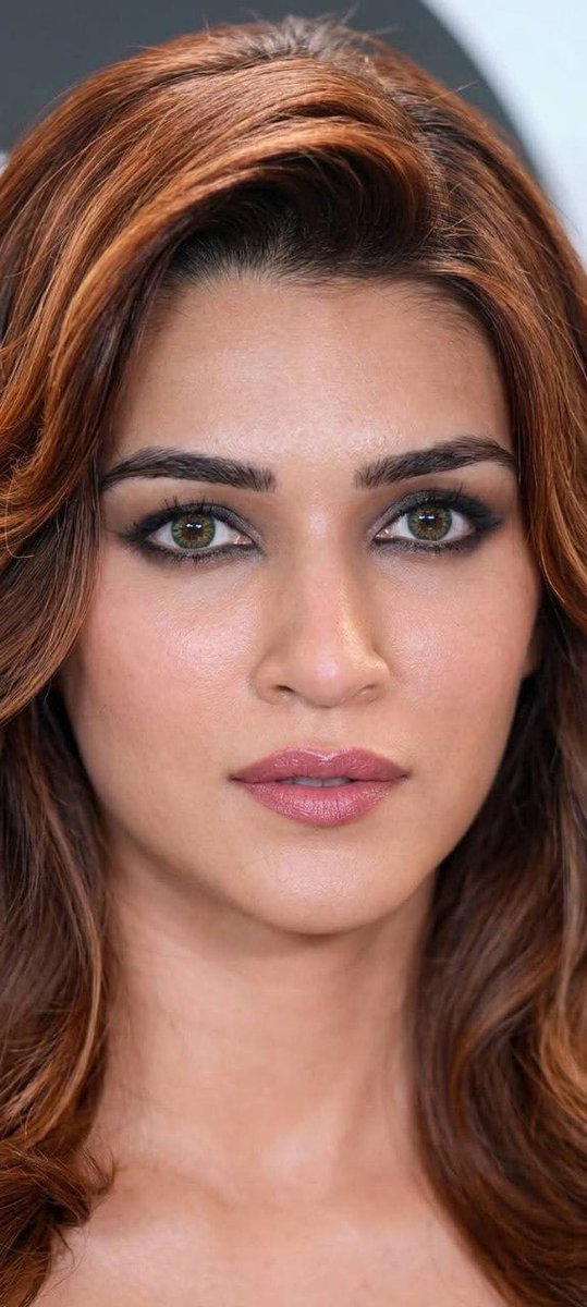 ACTRESS_FLUX's tweet photo. Kriti 🥵🔥

https://t.co/6DR4kxE4sY https://t.co/YIHkzHXu5E