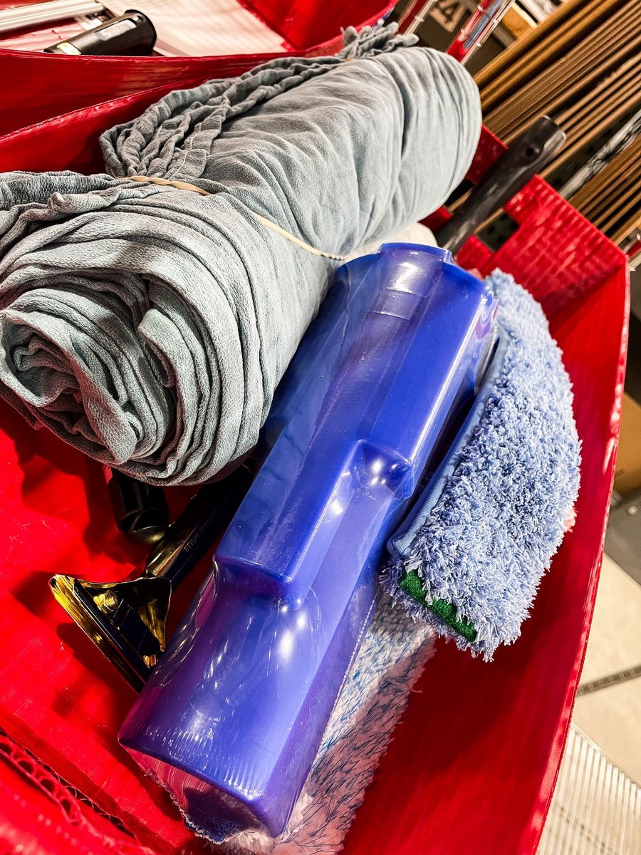 windowcleaner's tweet photo. Time to restock the essentials! What's in your https://t.co/NAVCzJQuvm cart right now? https://t.co/zOFCiRSUPx