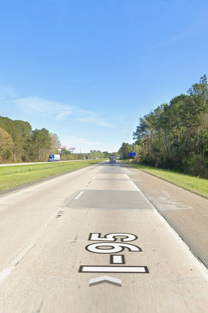 DoubleSip's tweet photo. @Chris_Grosse 8 hrs of trees next to the road, I hated driving that stretch of road https://t.co/D3rWK9odhD