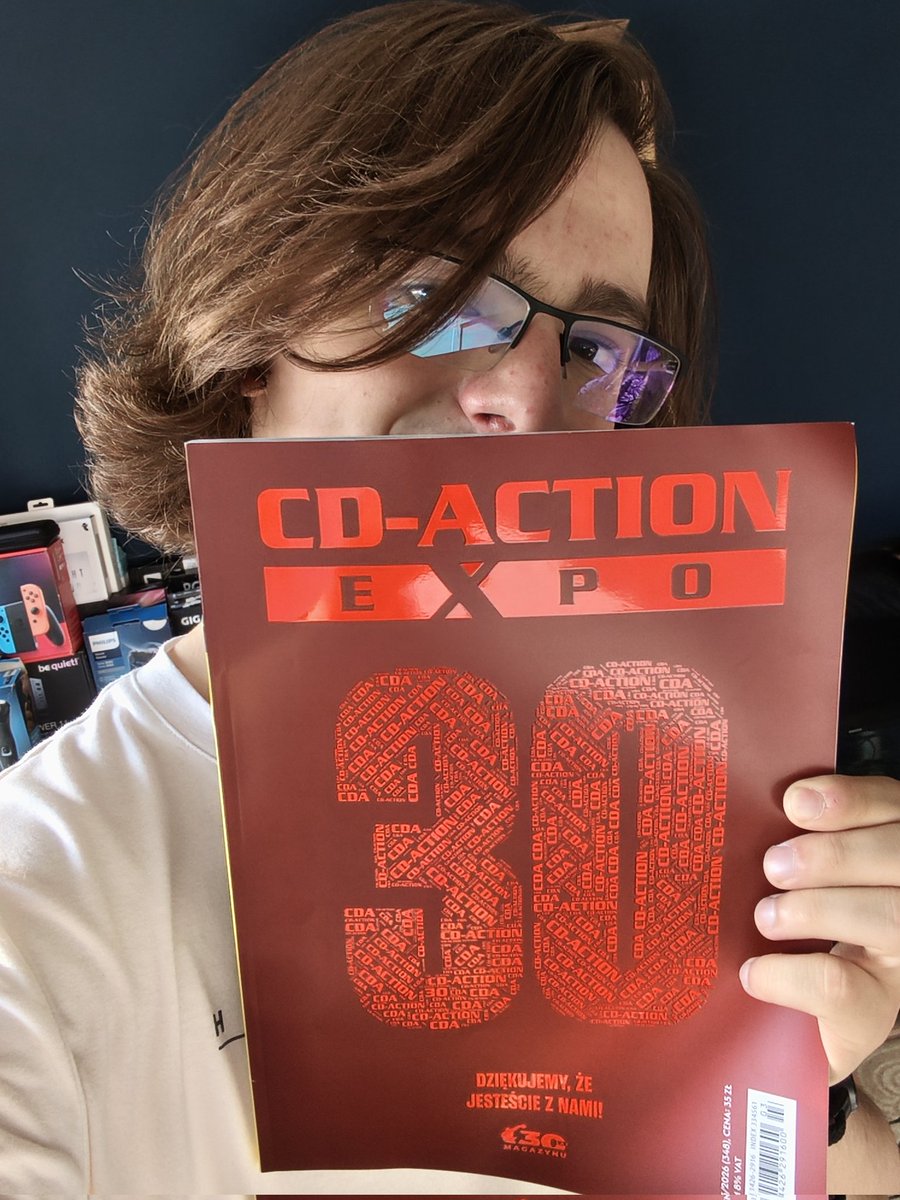 areowski's tweet photo. Oraz zgodnie z tradycją magazyn @cdaction z okładką z Expo wleciał do kolekcji https://t.co/abiUau6WG3