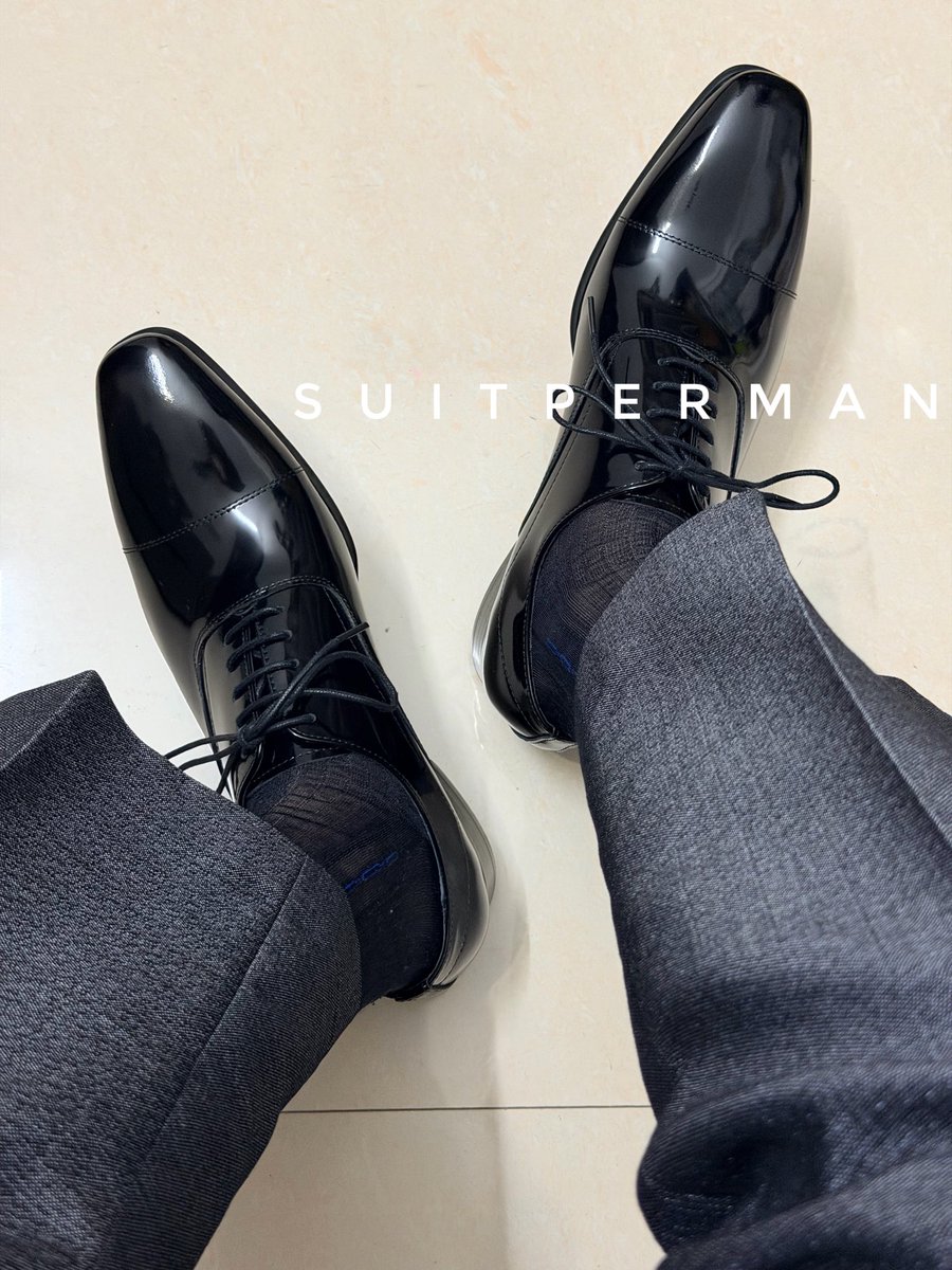SuitperMan tweet media
