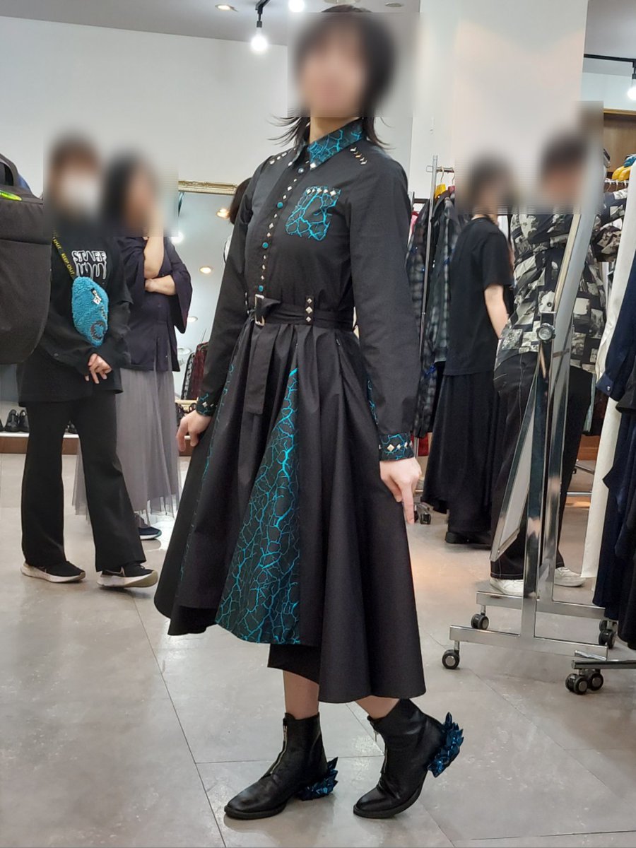 HiNerd0416's tweet photo. hazamaの展示会に行ってきました✨

以下サイズ参考になればと思います！
私 163cm 52kg 女性
・1枚目 ワンピース 
     試着、ジャストサイズS
・2枚目 セットアップ
     試着サイズ→ジャケットM パンツXXS トップスXS
    ジャストサイズ→ジャケットXS パンツ XXS トップス XS

 #hazama https://t.co/9Kkw3wShcm