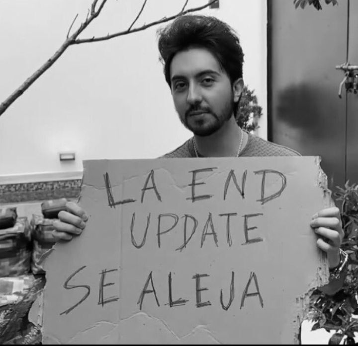 TrezorxMC's tweet photo. @BobicraftMC Bobi, la end update  fueron los amigos que hicimos en del camino https://t.co/UPaewqtYFC