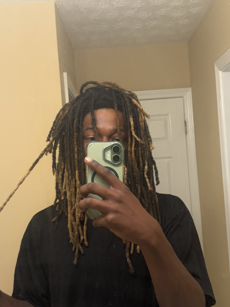 HB_Cato's tweet photo. Put the locs in the bag. https://t.co/36t6casPil